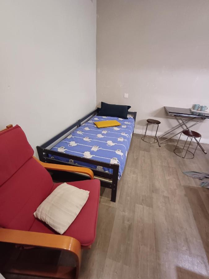 Studio Perpignan Luaran gambar